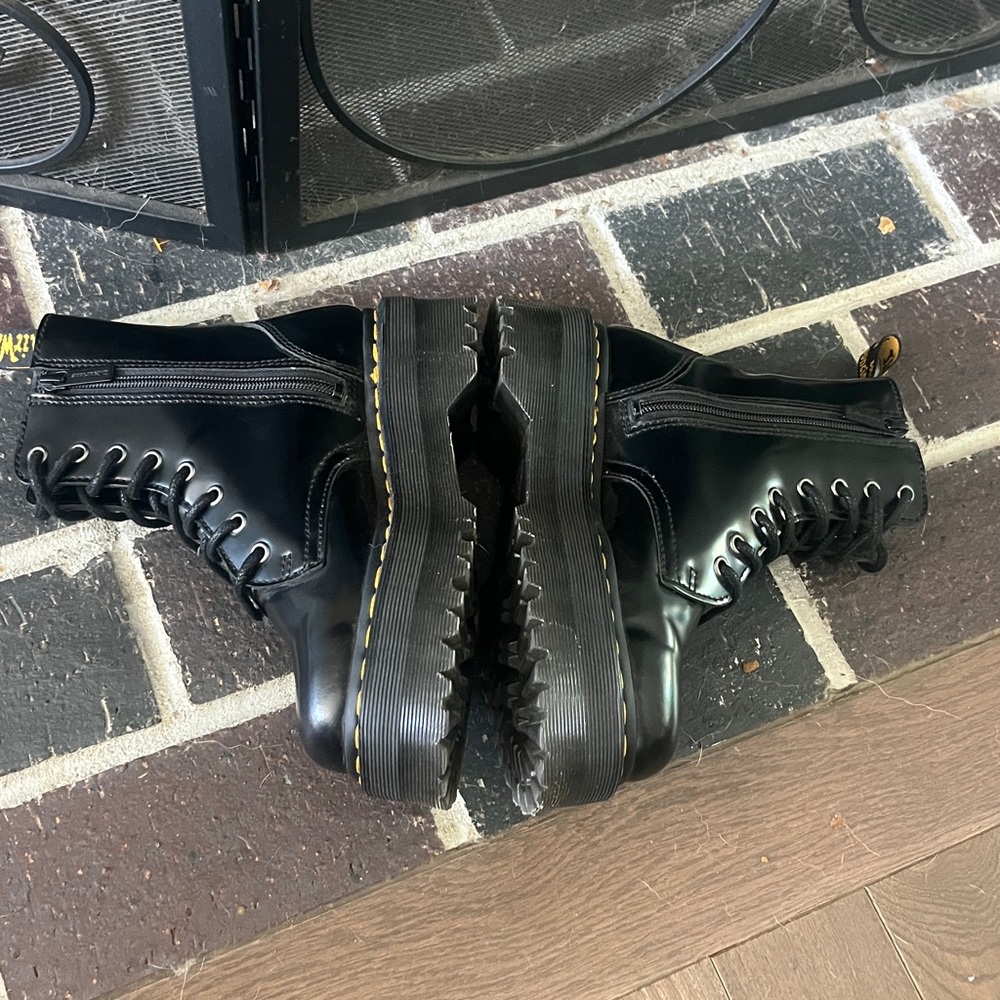 Dr. Martens Jadon Platforms - Picture 13 of 17